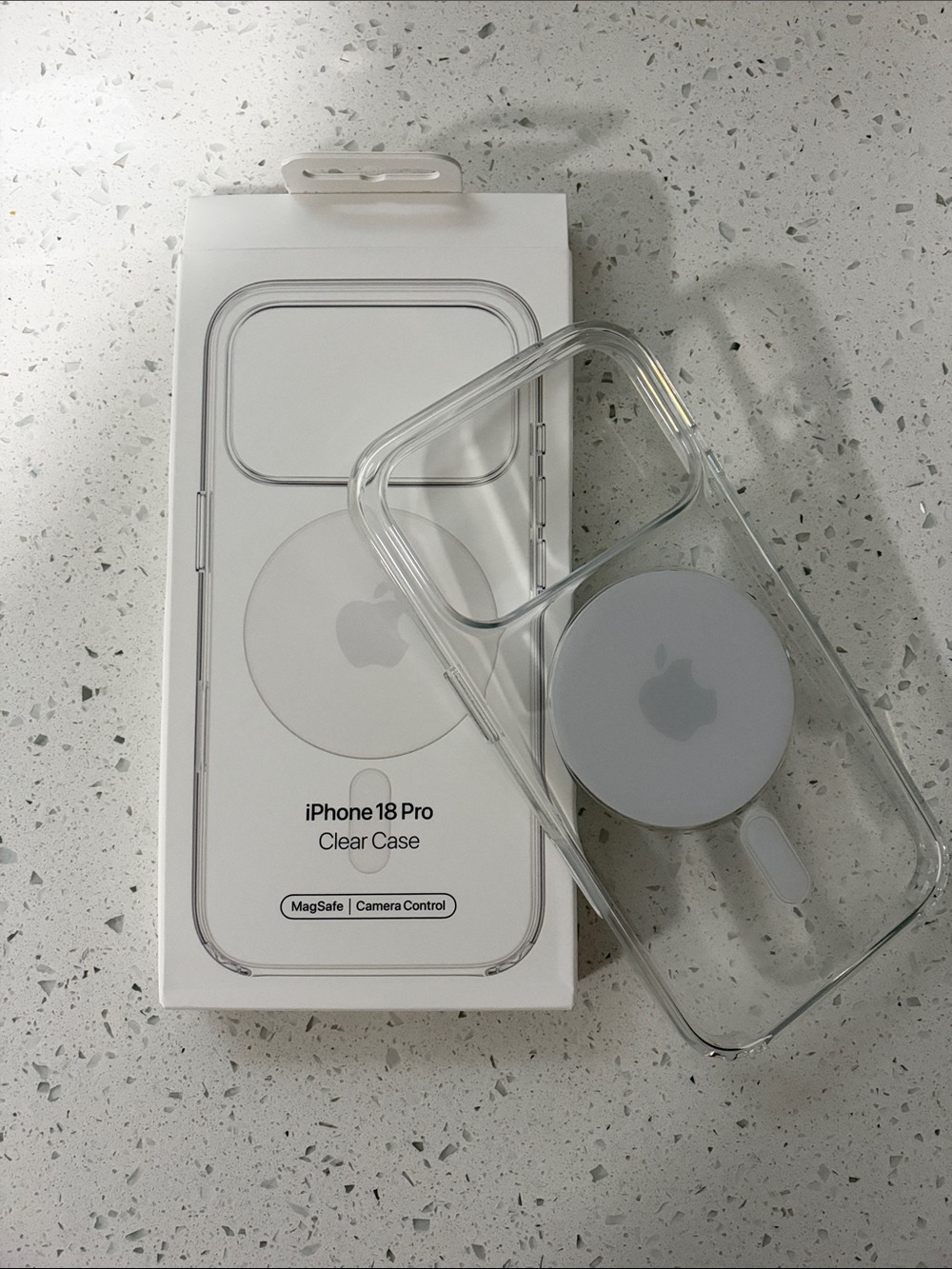 Apple Clear MagSafe iPhone 18 Pro Protective Case - Transparent